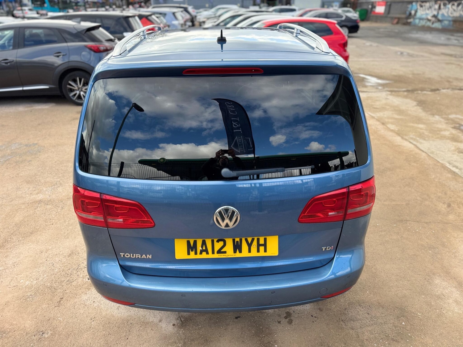 Used Volkswagen Touran 2012 for sale - 77838745: Photo 8