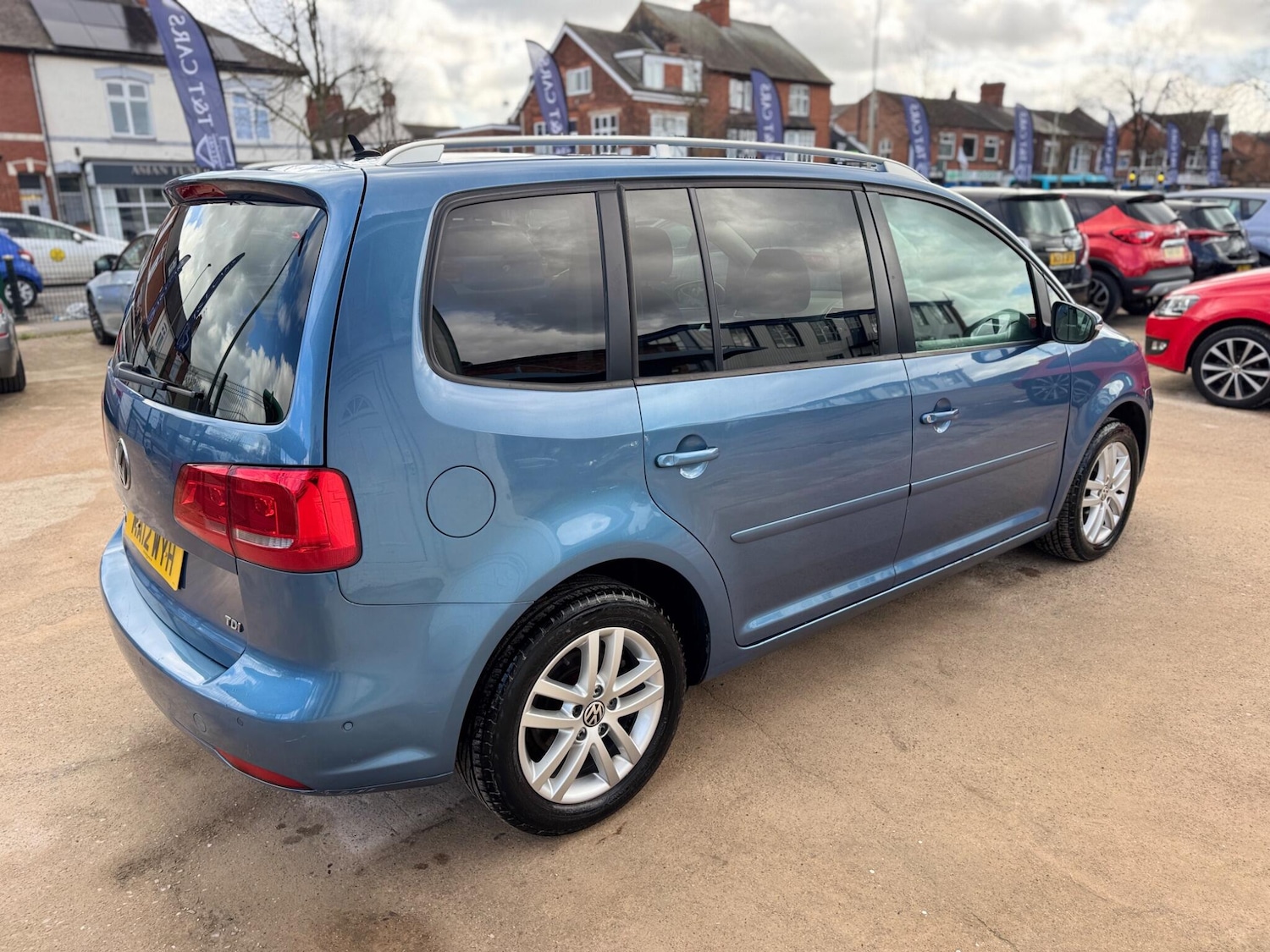 Used Volkswagen Touran 2012 for sale - 77838745: Photo 9