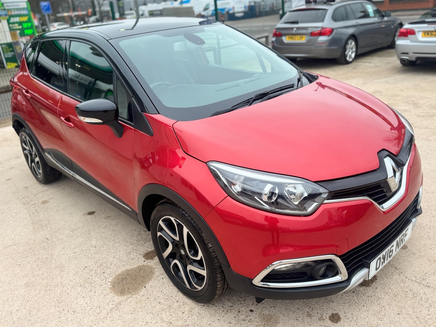 Used Renault Captur for sale - 77793383: Photo 11