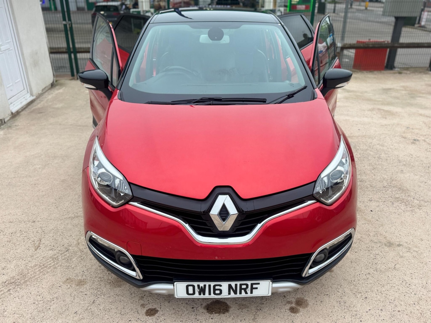 Used Renault Captur for sale - 77793383: Photo 18
