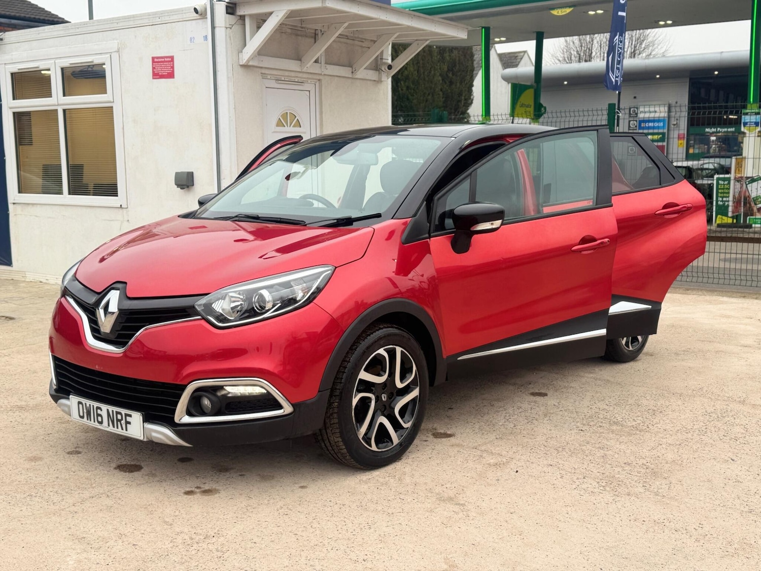 Used Renault Captur for sale - 77793383: Photo 19