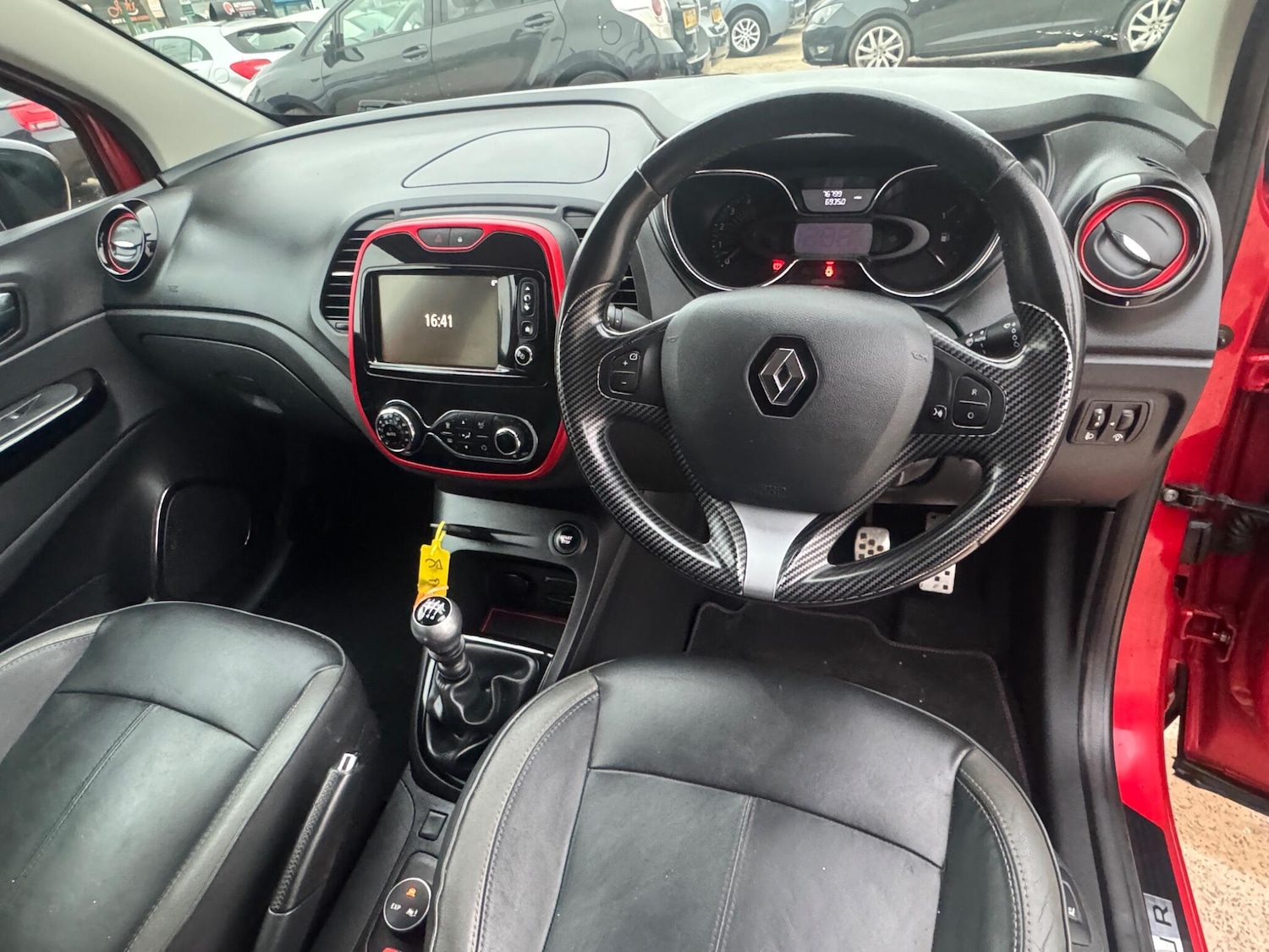 Used Renault Captur for sale - 77793383: Photo 3