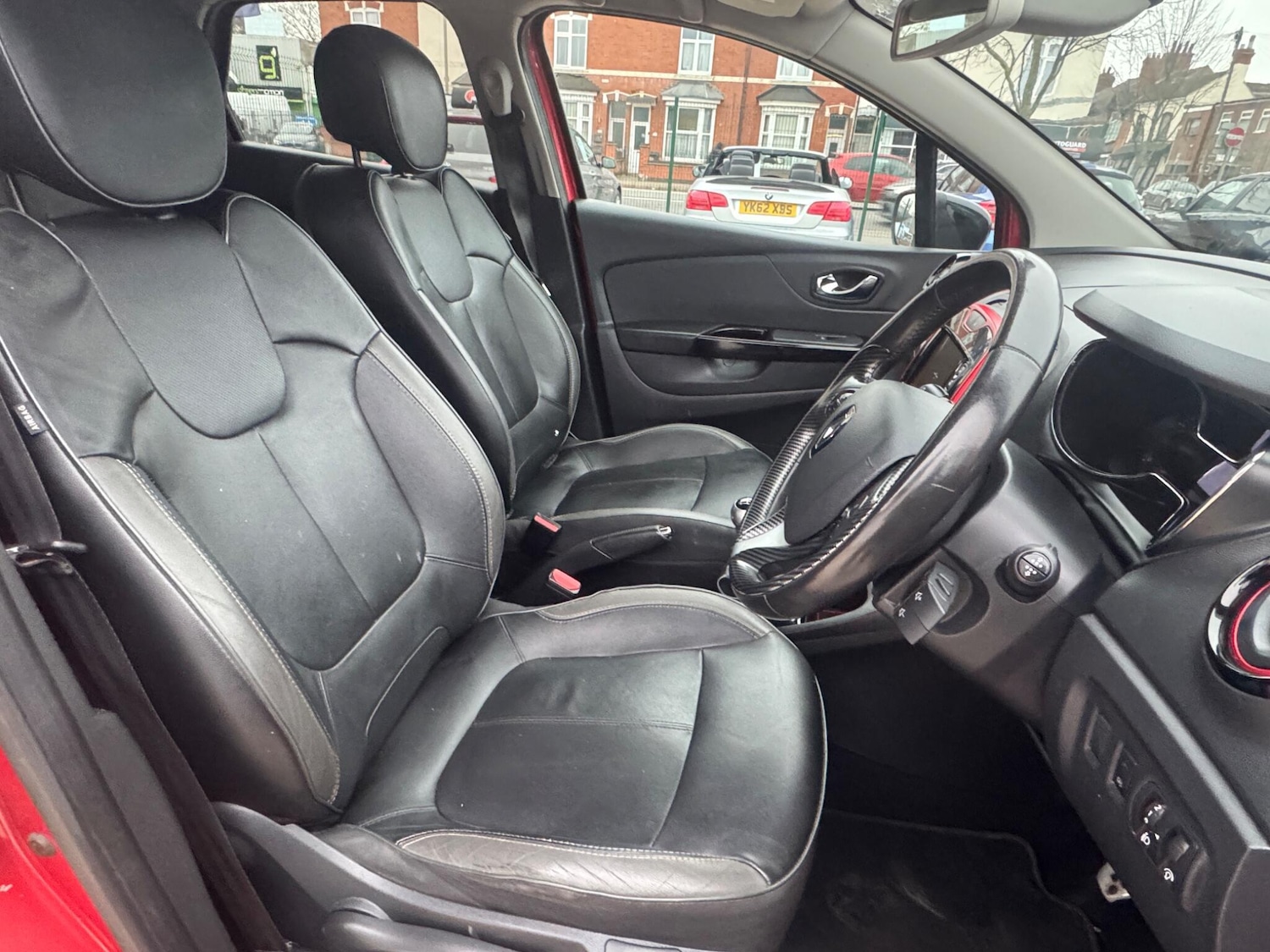 Used Renault Captur for sale - 77793383: Photo 4