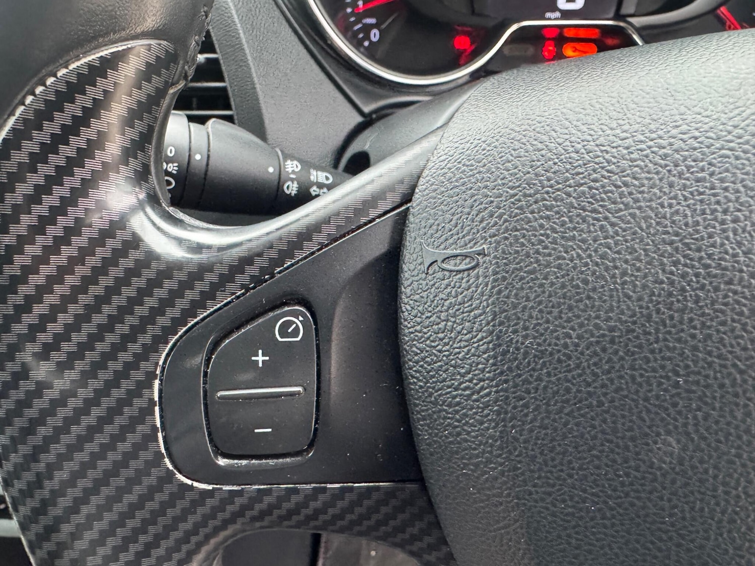 Used Renault Captur for sale - 77793383: Photo 42