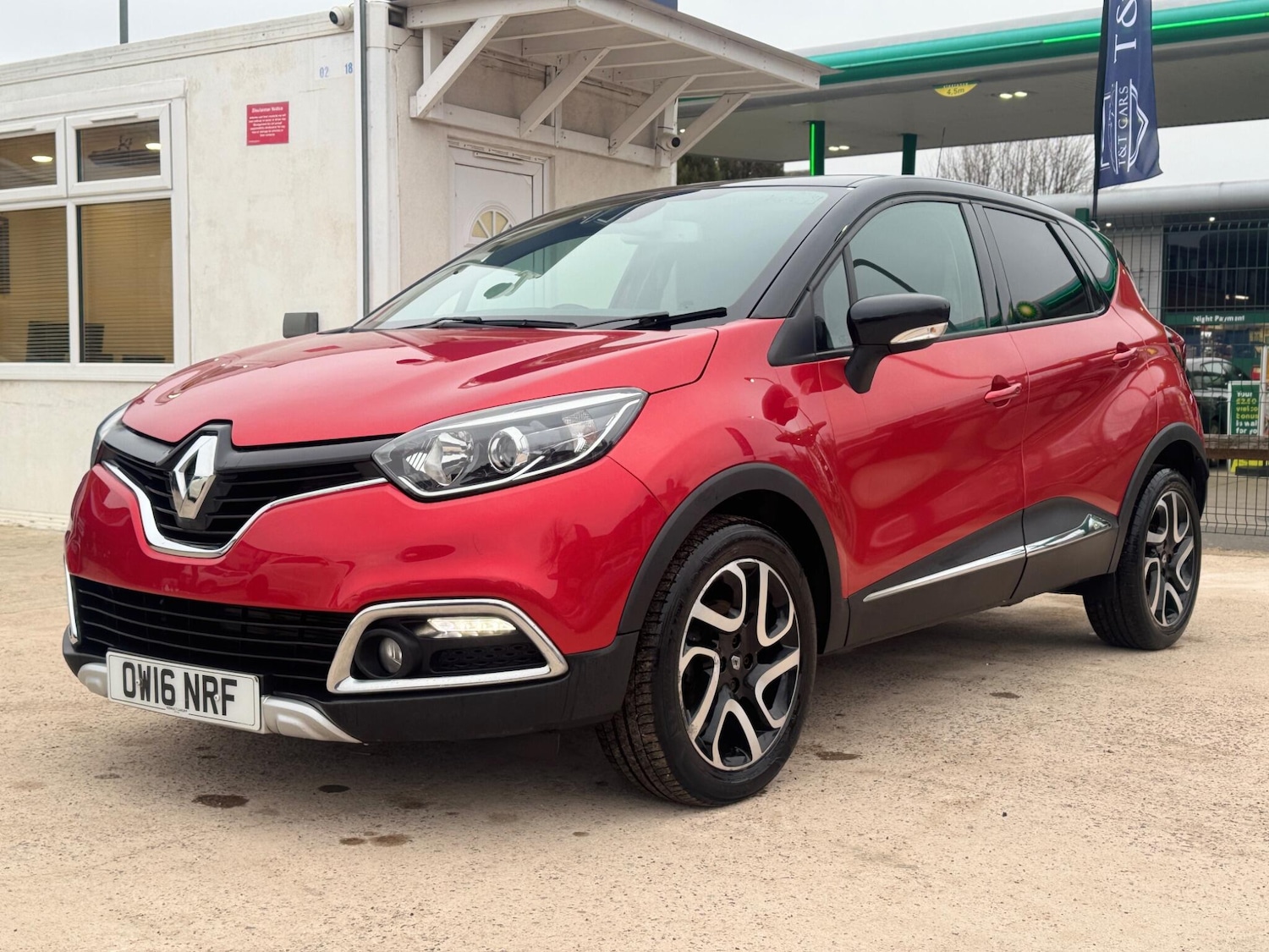 Used Renault Captur for sale - 77793383: Photo 7