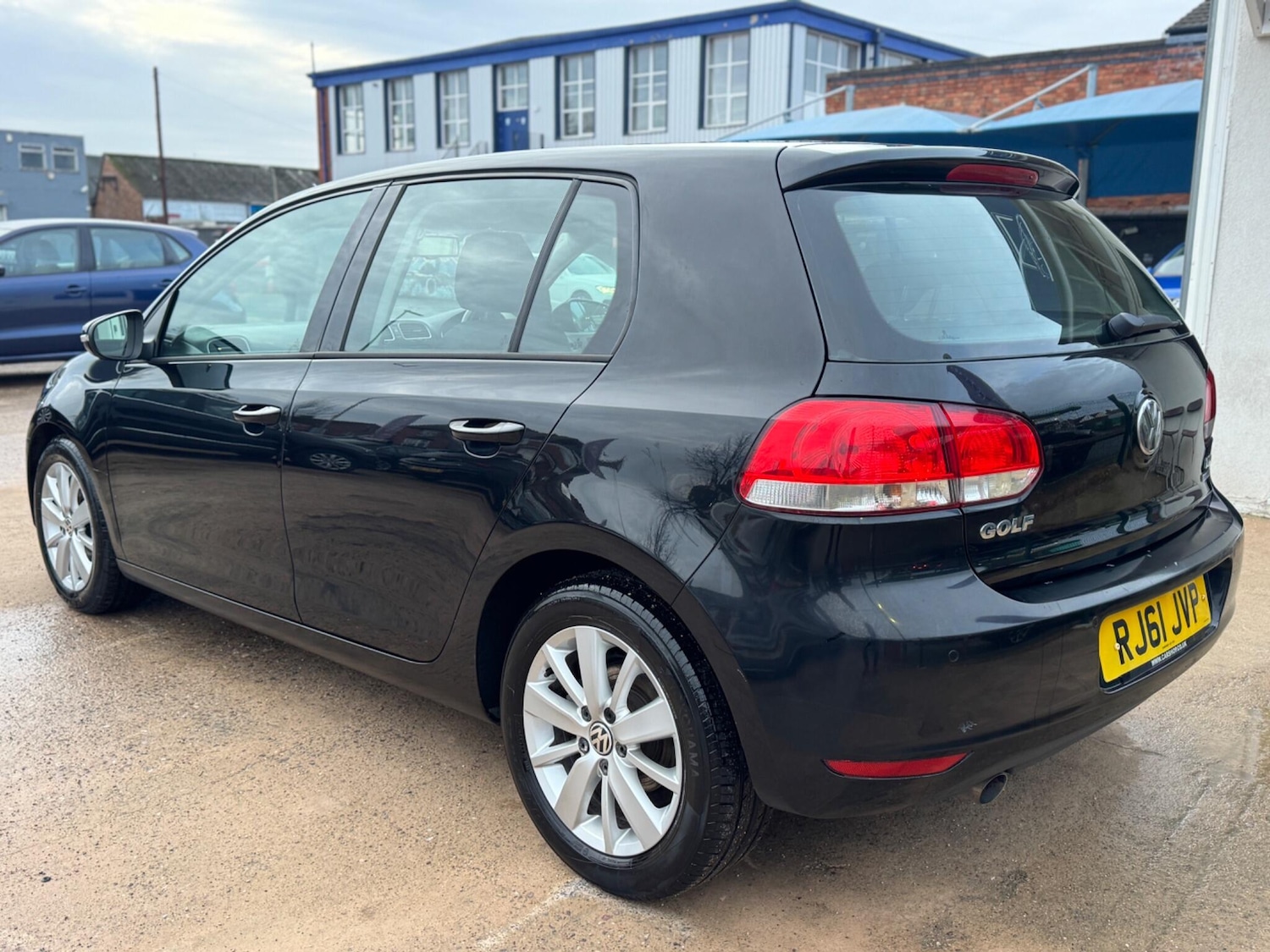 Used Volkswagen Golf 2011 for sale - 76865415: Photo 16