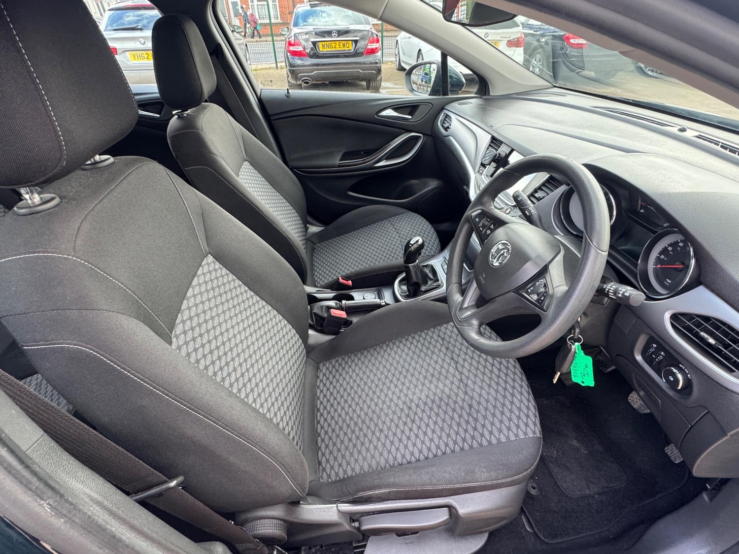 Used Vauxhall Astra 2016 for sale - 78058554: Photo 4