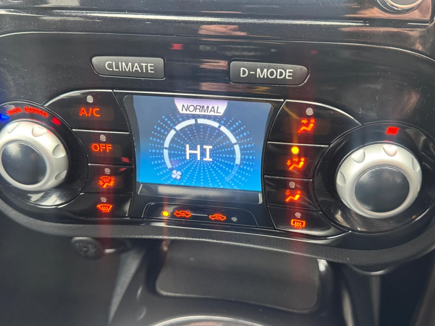 Used Nissan Juke 2016 for sale - 77598832: Photo 37