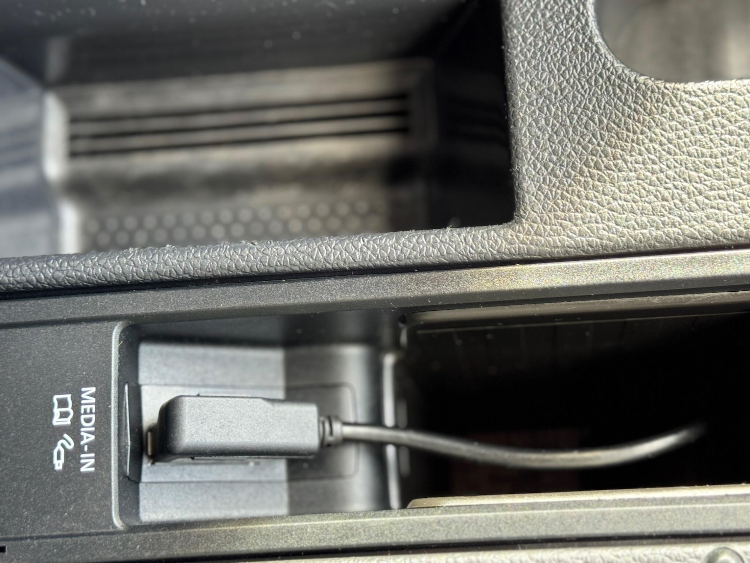 Used Volkswagen Scirocco 2013 for sale - 78141601: Photo 46