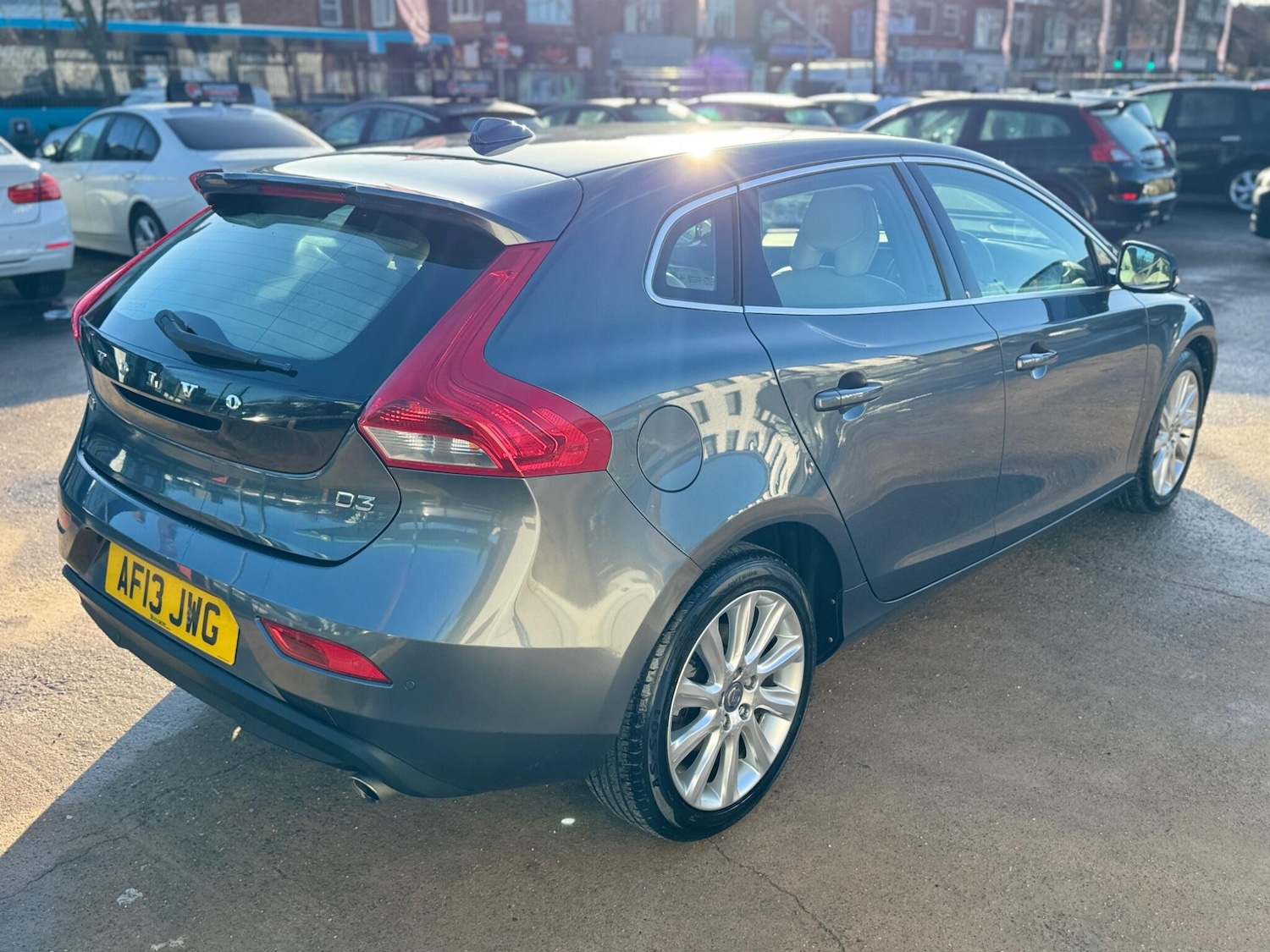 Used Volvo V40 2013 for sale - 76781689: Photo 16