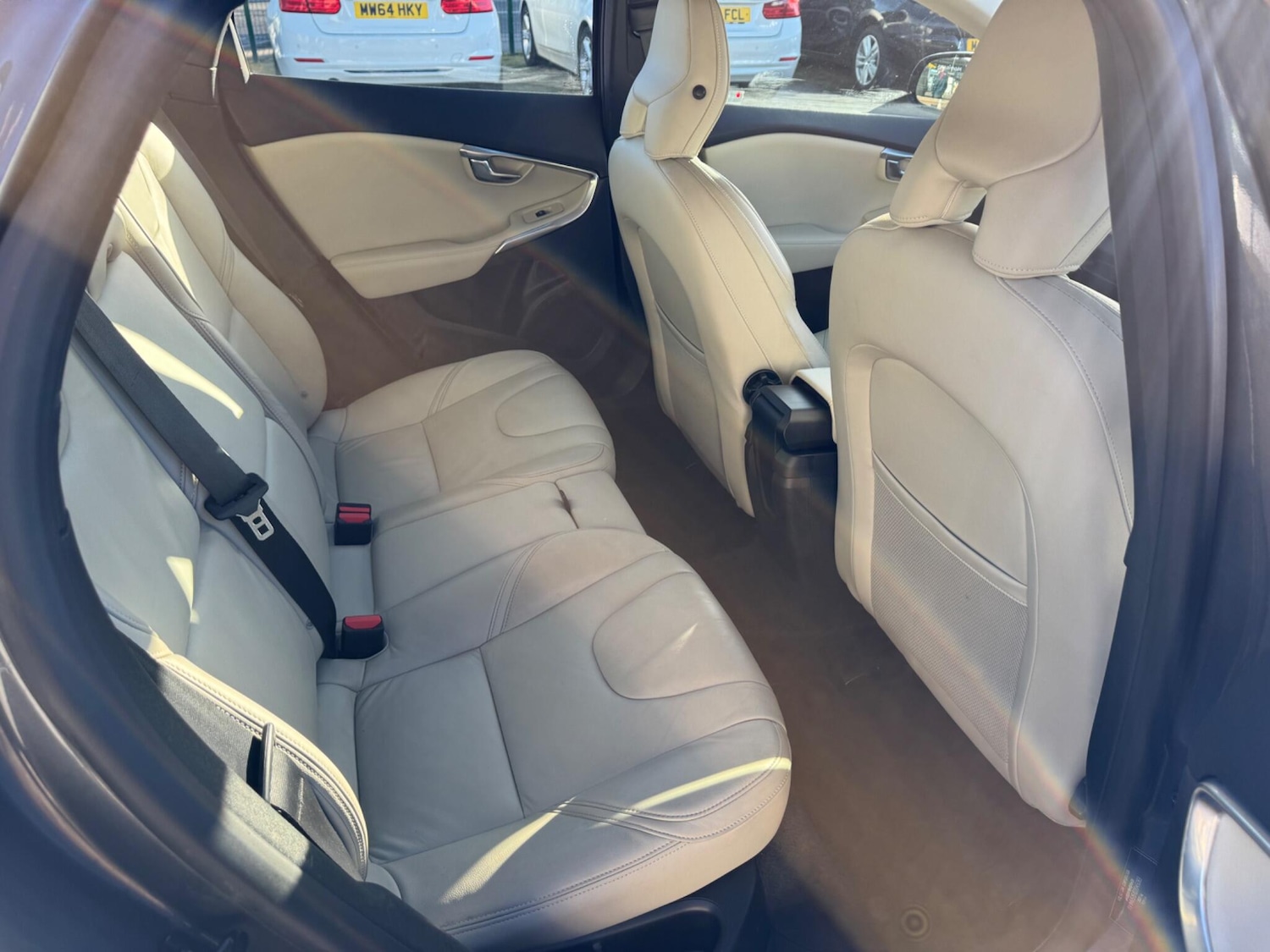 Used Volvo V40 2013 for sale - 76781689: Photo 30