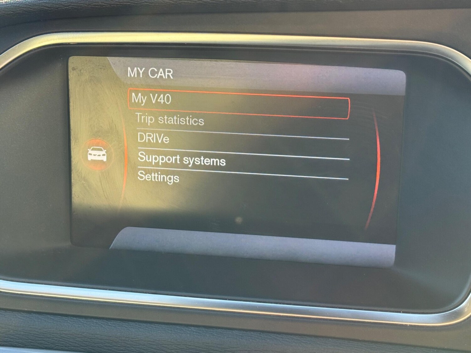 Used Volvo V40 2013 for sale - 76781689: Photo 38