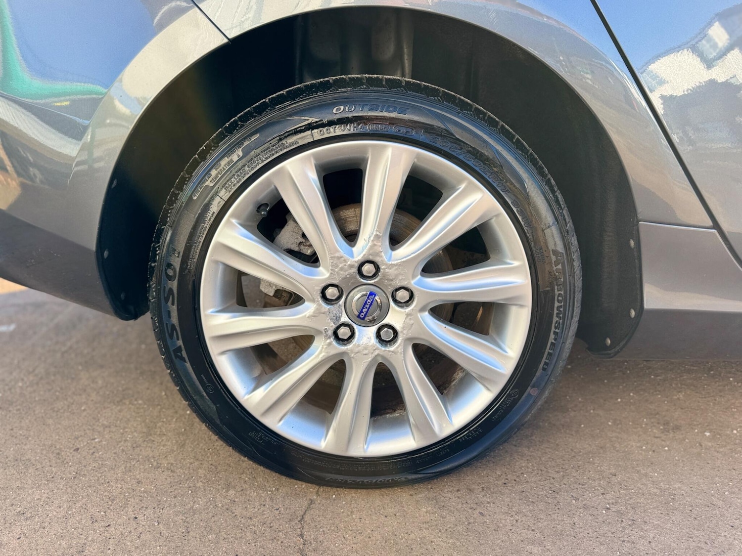 Used Volvo V40 2013 for sale - 76781689: Photo 45