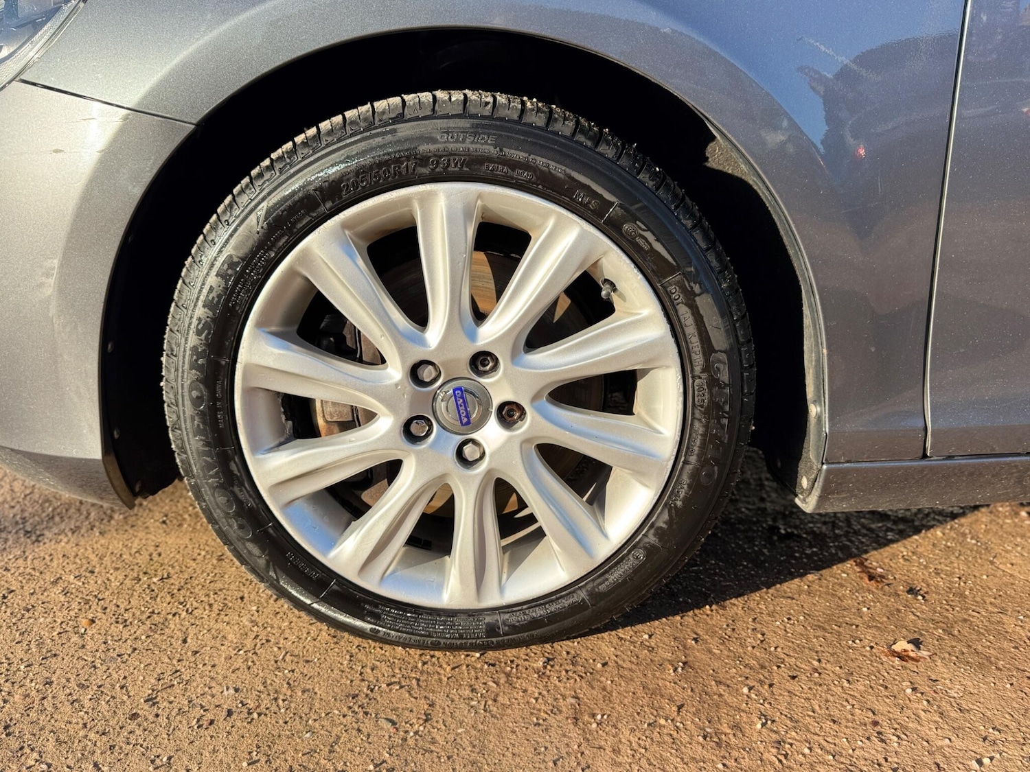 Used Volvo V40 2013 for sale - 76781689: Photo 47