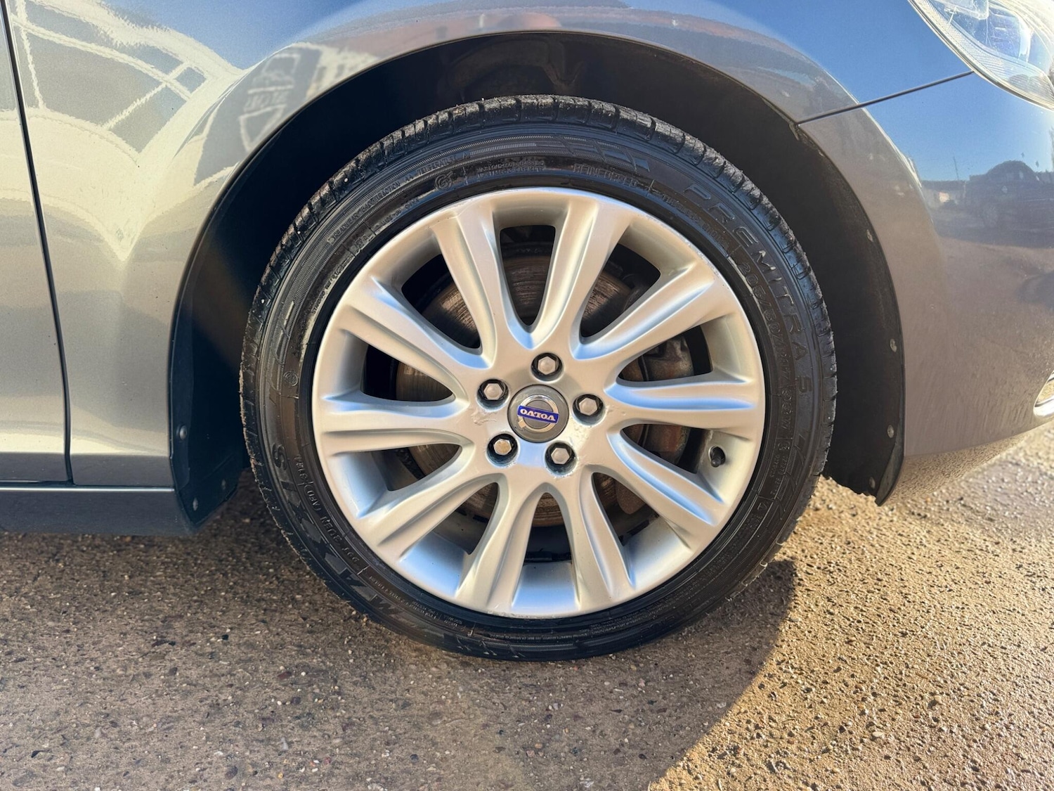 Used Volvo V40 2013 for sale - 76781689: Photo 48