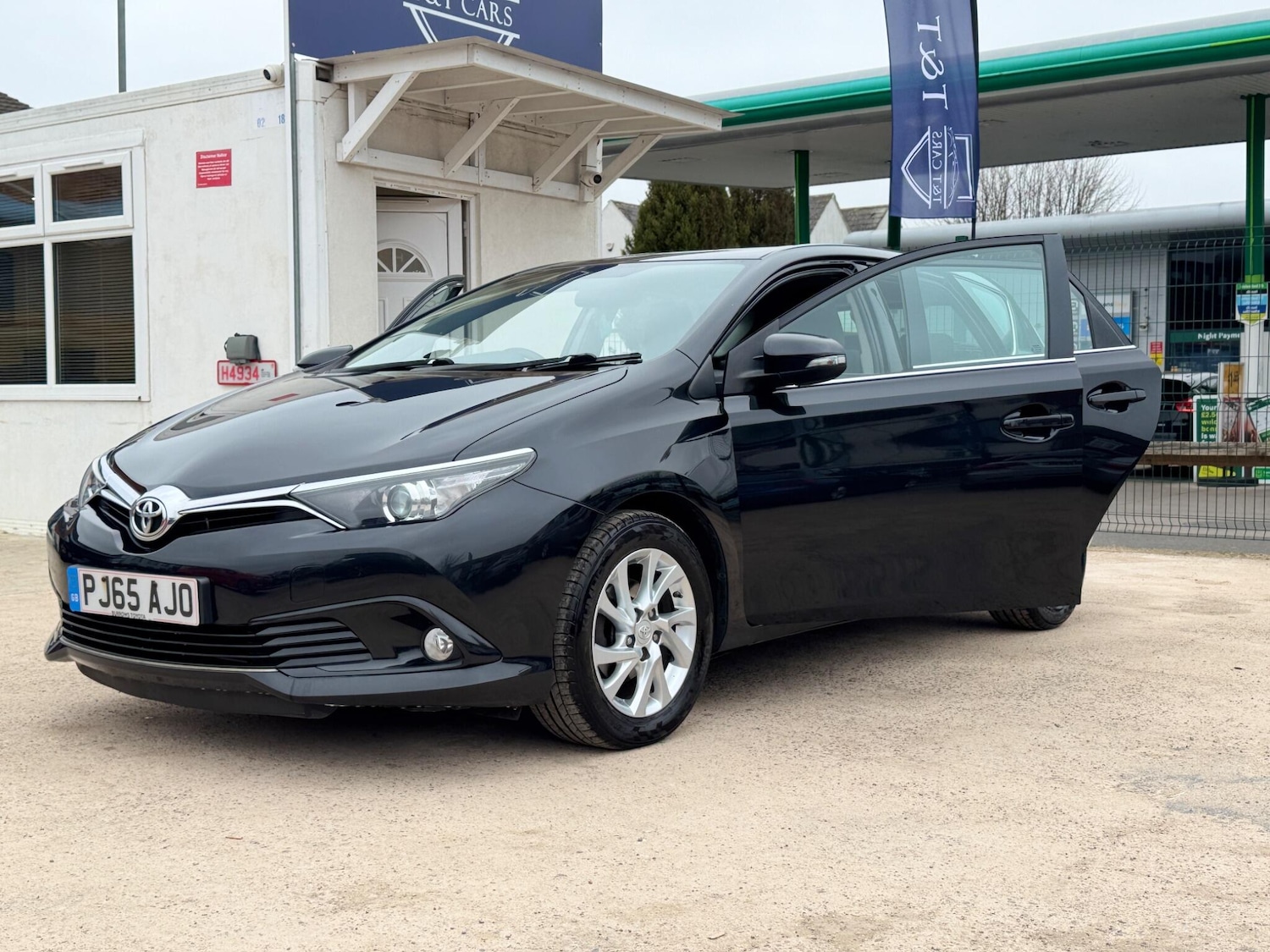 Used Toyota Auris for sale - 77793825: Photo 23