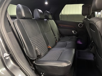 Used Land Rover Discovery 2023 for sale - 78890918: Photo