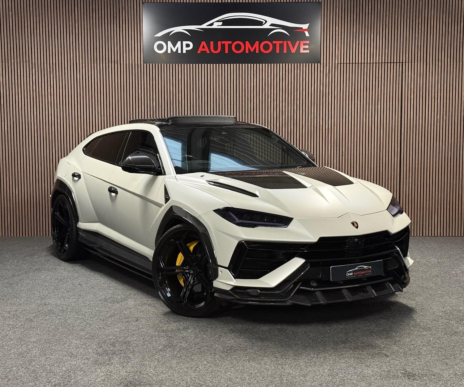 Used Lamborghini Urus for sale - 76728536: Photo 1