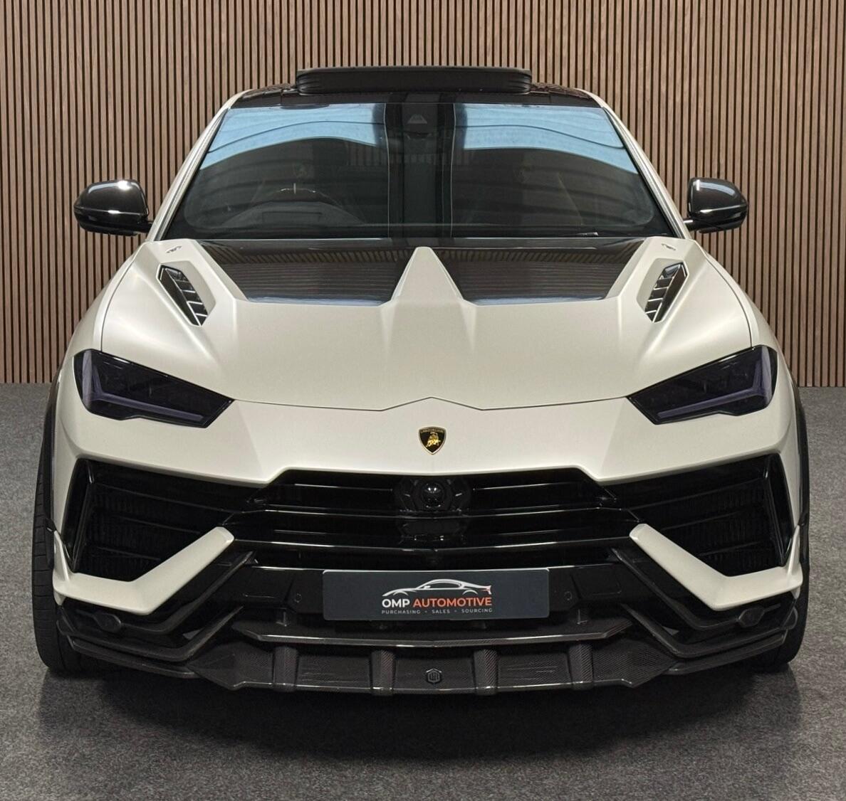 Used Lamborghini Urus for sale - 76728536: Photo 8