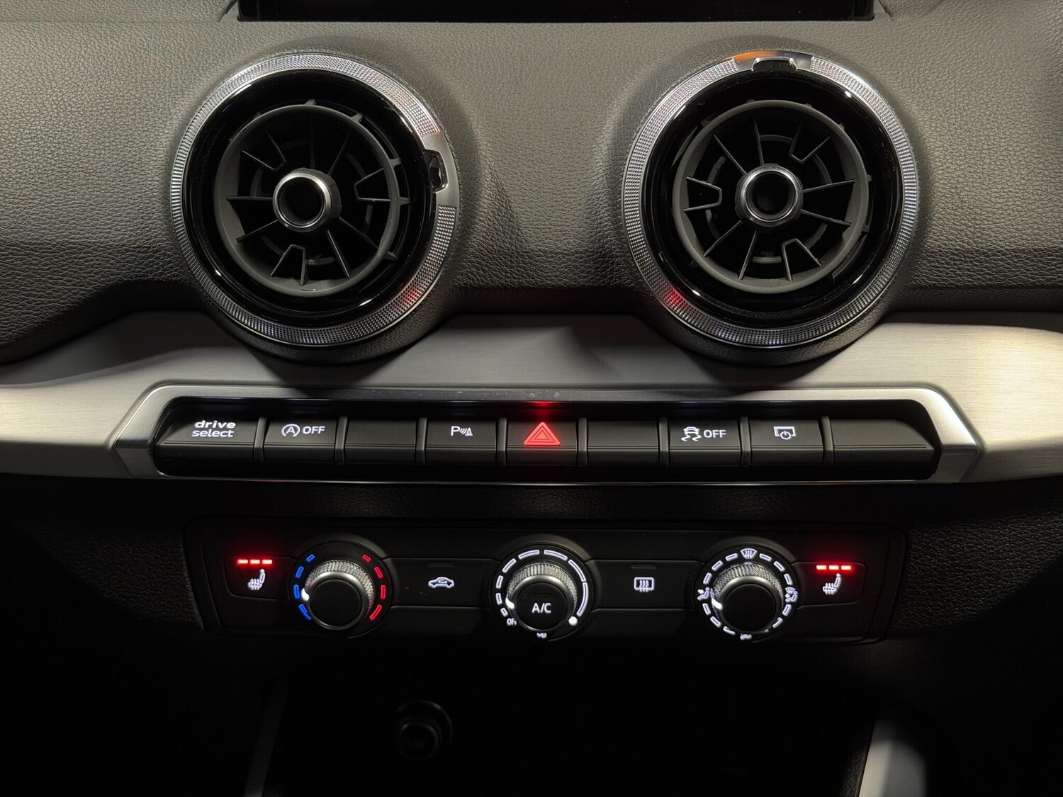 Used Audi Q2 2023 for sale - 77425636: Photo 47