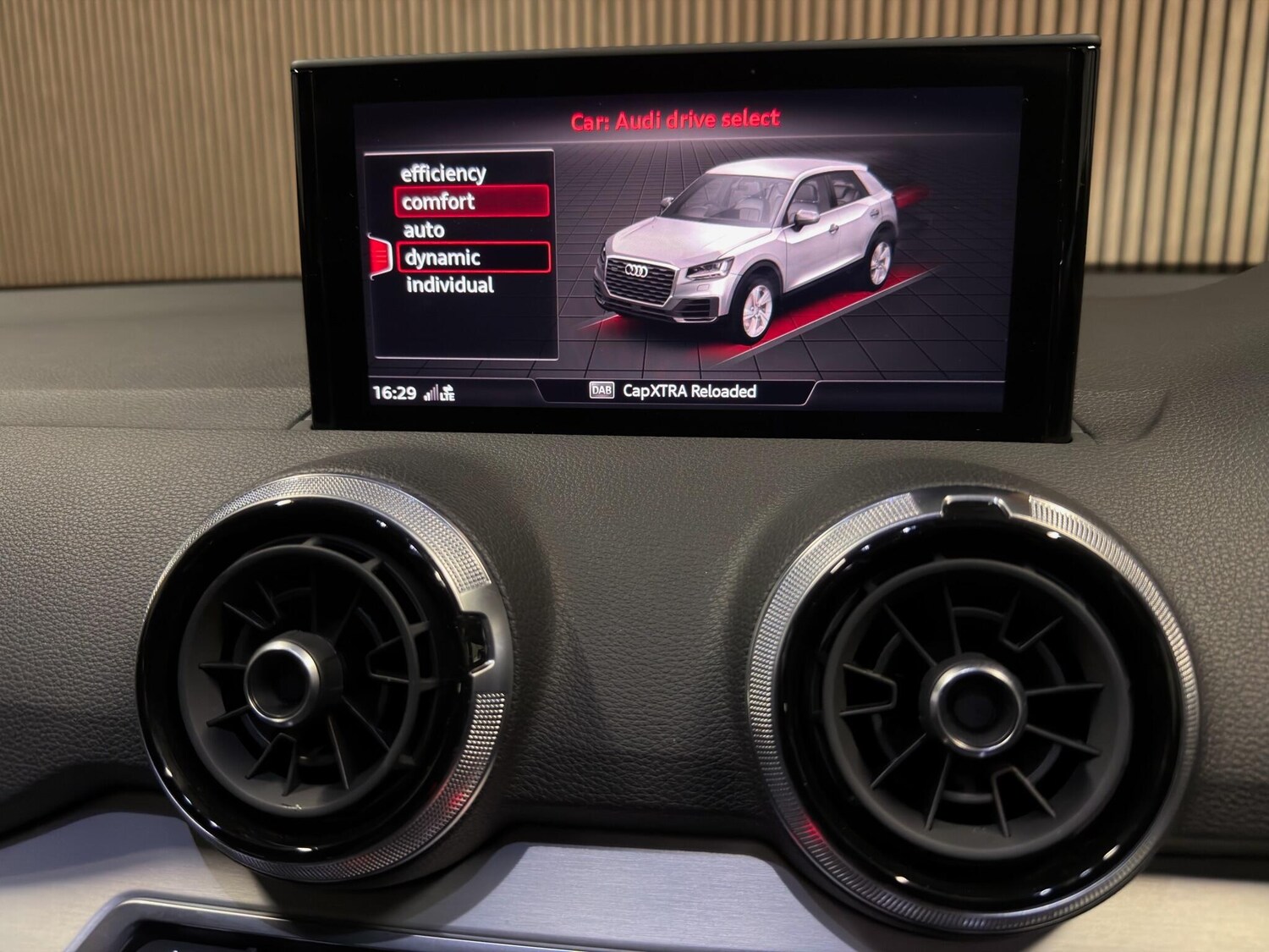 Used Audi Q2 2023 for sale - 77425636: Photo 54