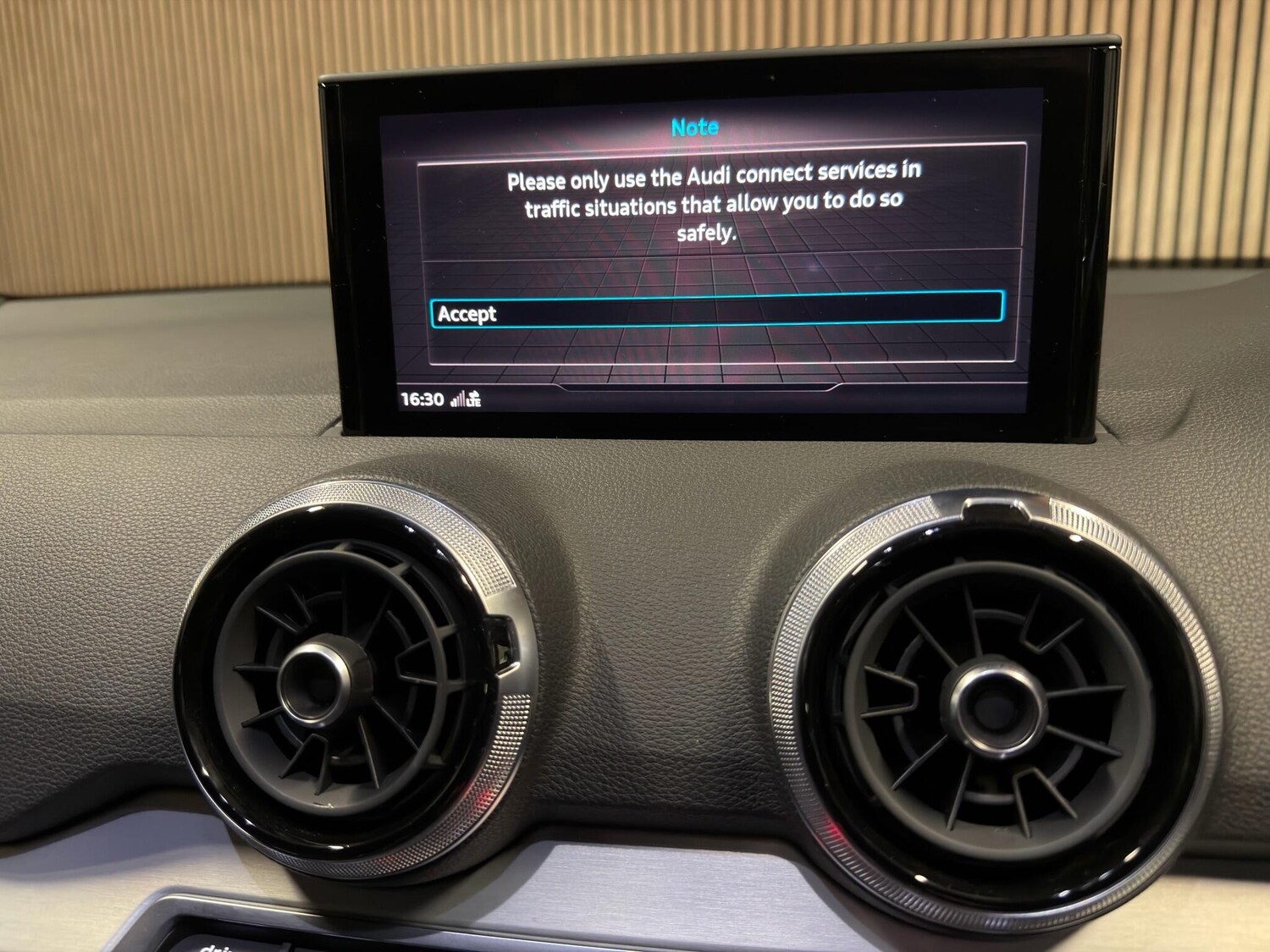 Used Audi Q2 2023 for sale - 77425636: Photo 62