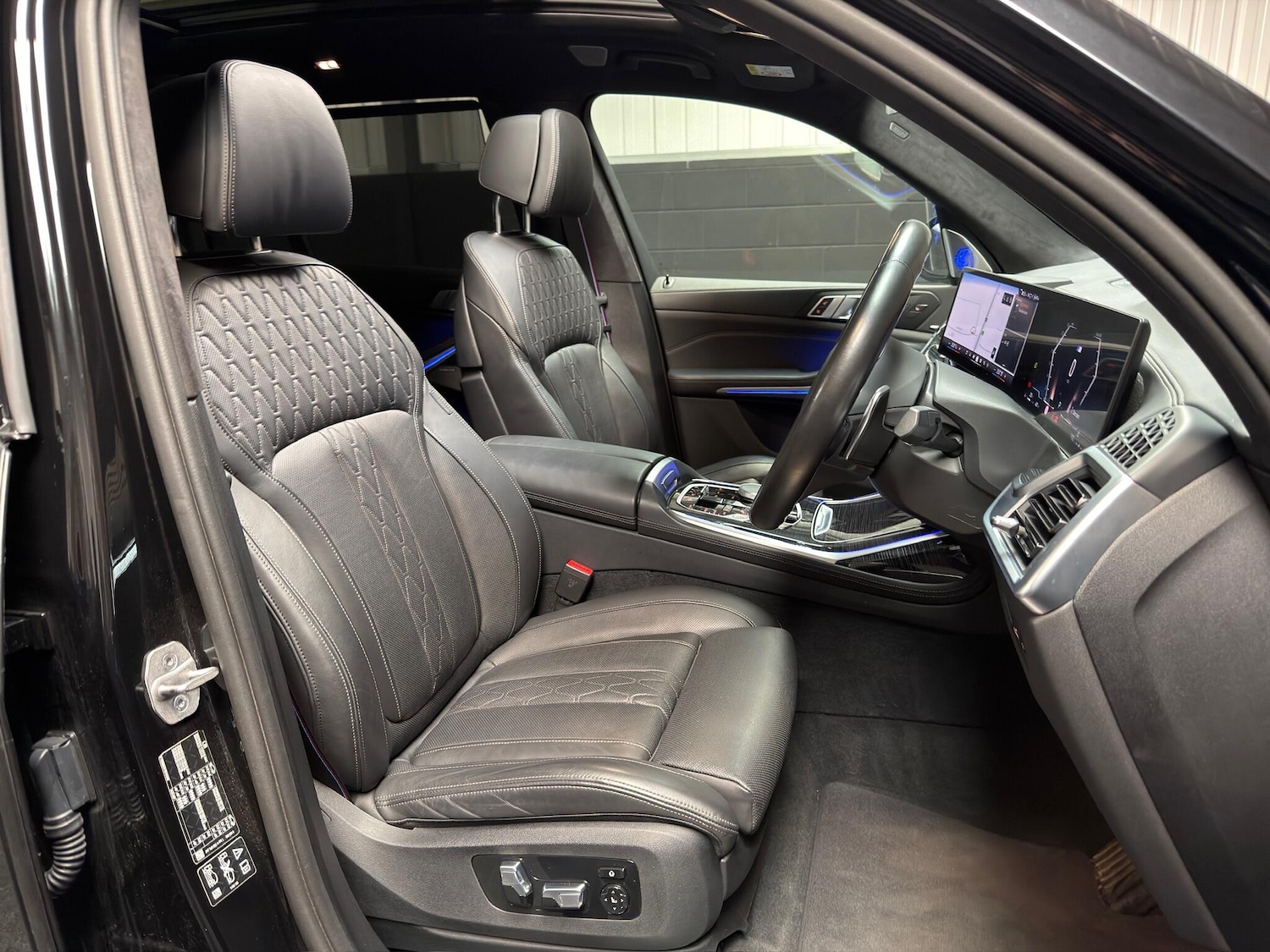 Used BMW X7 2023 for sale - 77882586: Photo 3