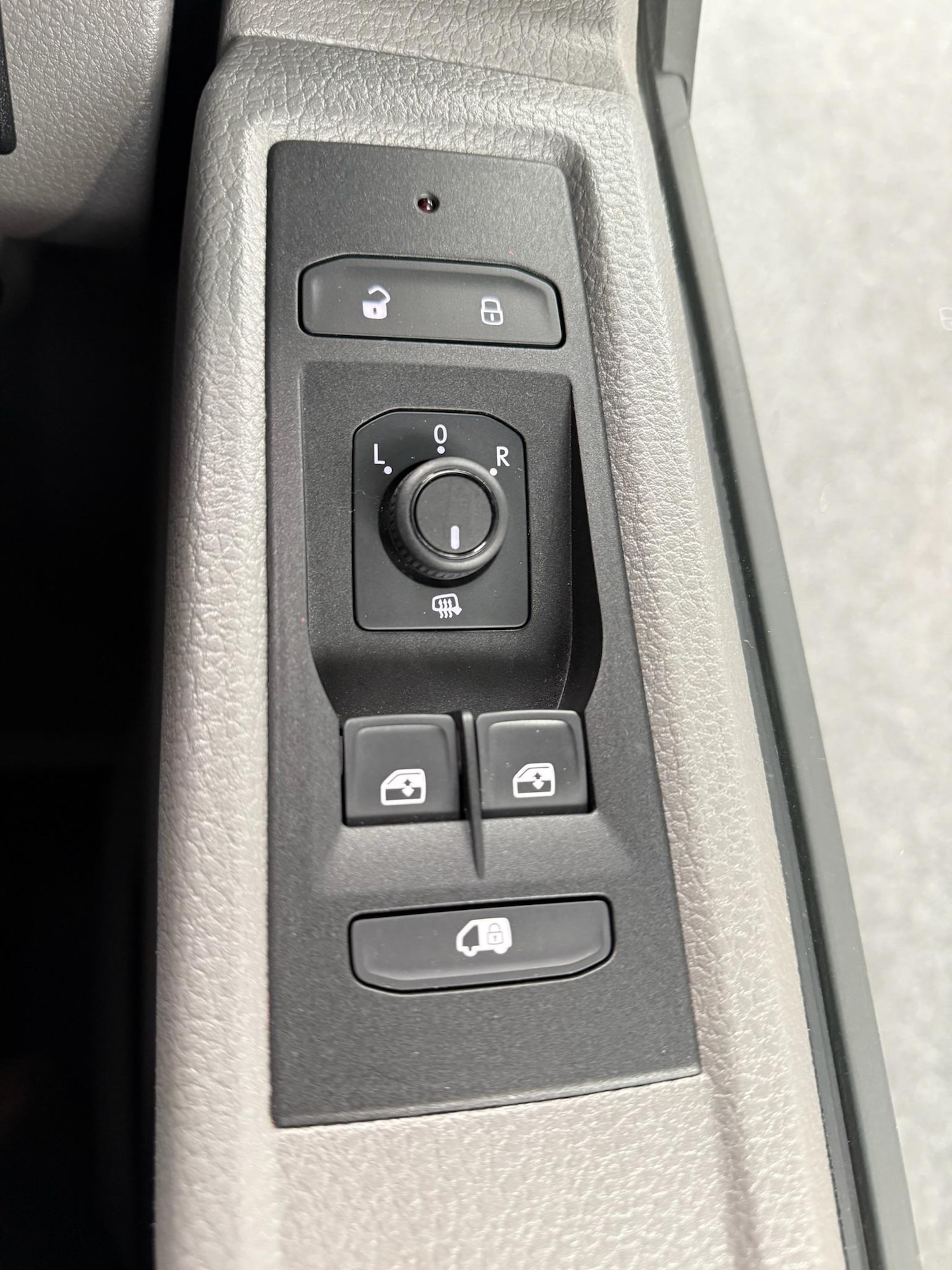 Used Volkswagen Transporter 2023 for sale - 77081445: Photo 63