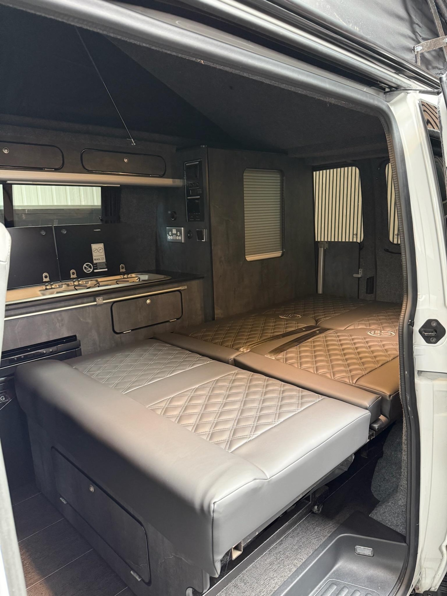 Used Volkswagen Transporter 2023 for sale - 77081445: Photo 81