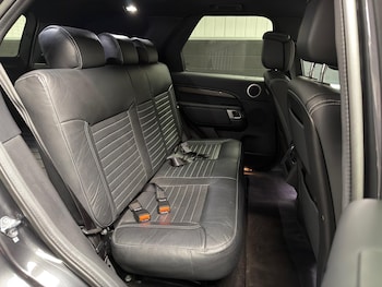 Used Land Rover Discovery 2023 for sale - 77882799: Photo