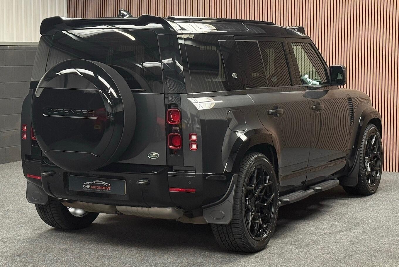 Used Land Rover Defender 110 for sale - 76727815: Photo 12