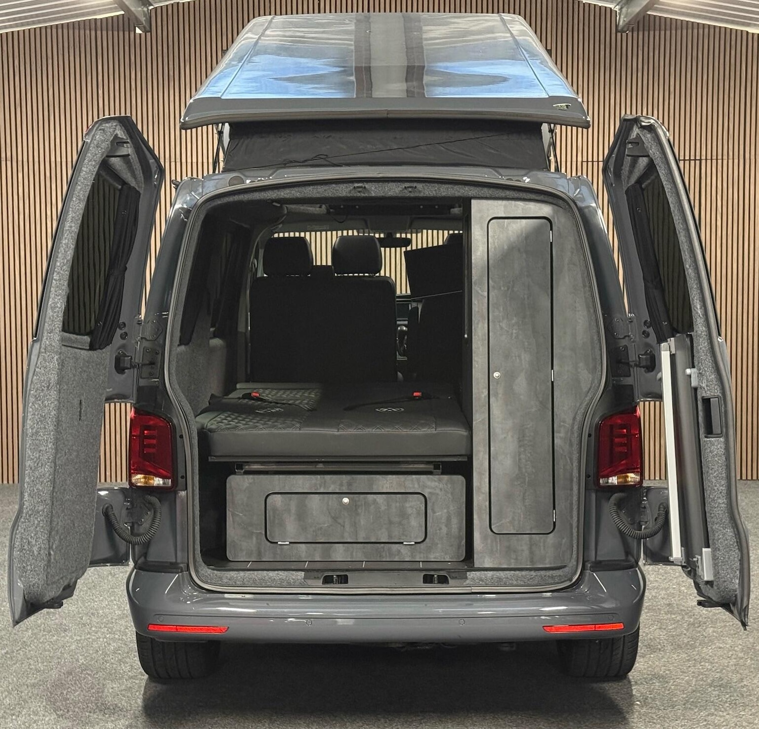 Used Volkswagen Transporter for sale - 76728904: Photo 22