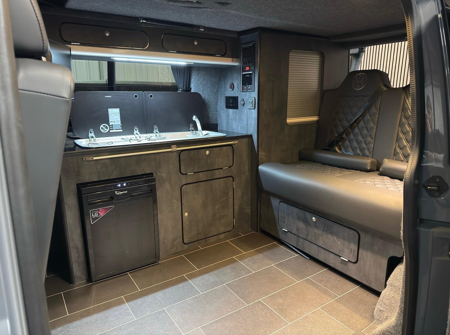 Used Volkswagen Transporter for sale - 76728904: Photo 4