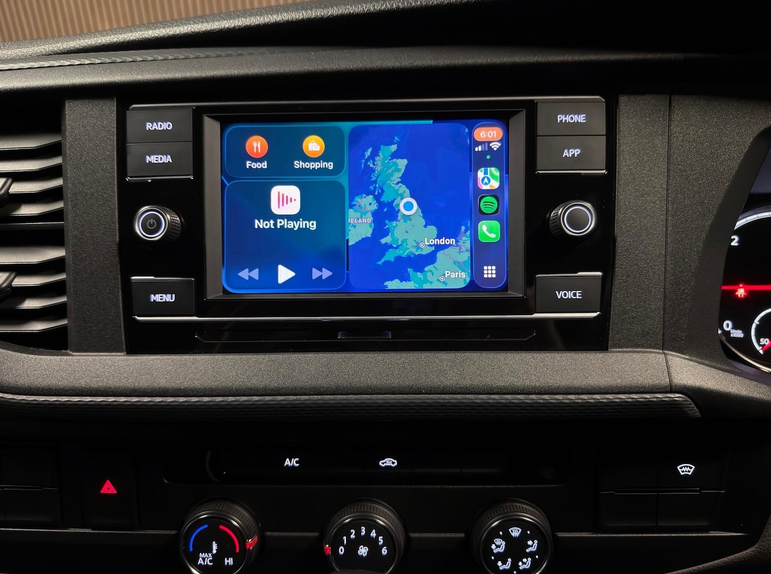 Used Volkswagen Transporter for sale - 76728904: Photo 52