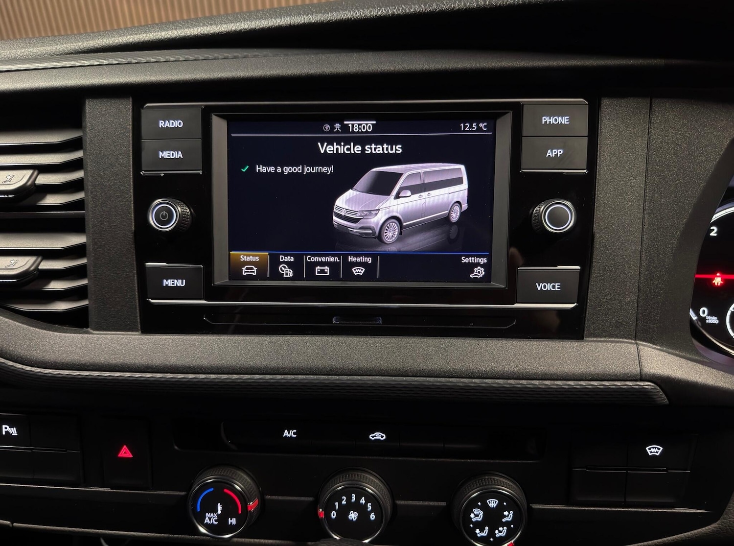 Used Volkswagen Transporter for sale - 76728904: Photo 54