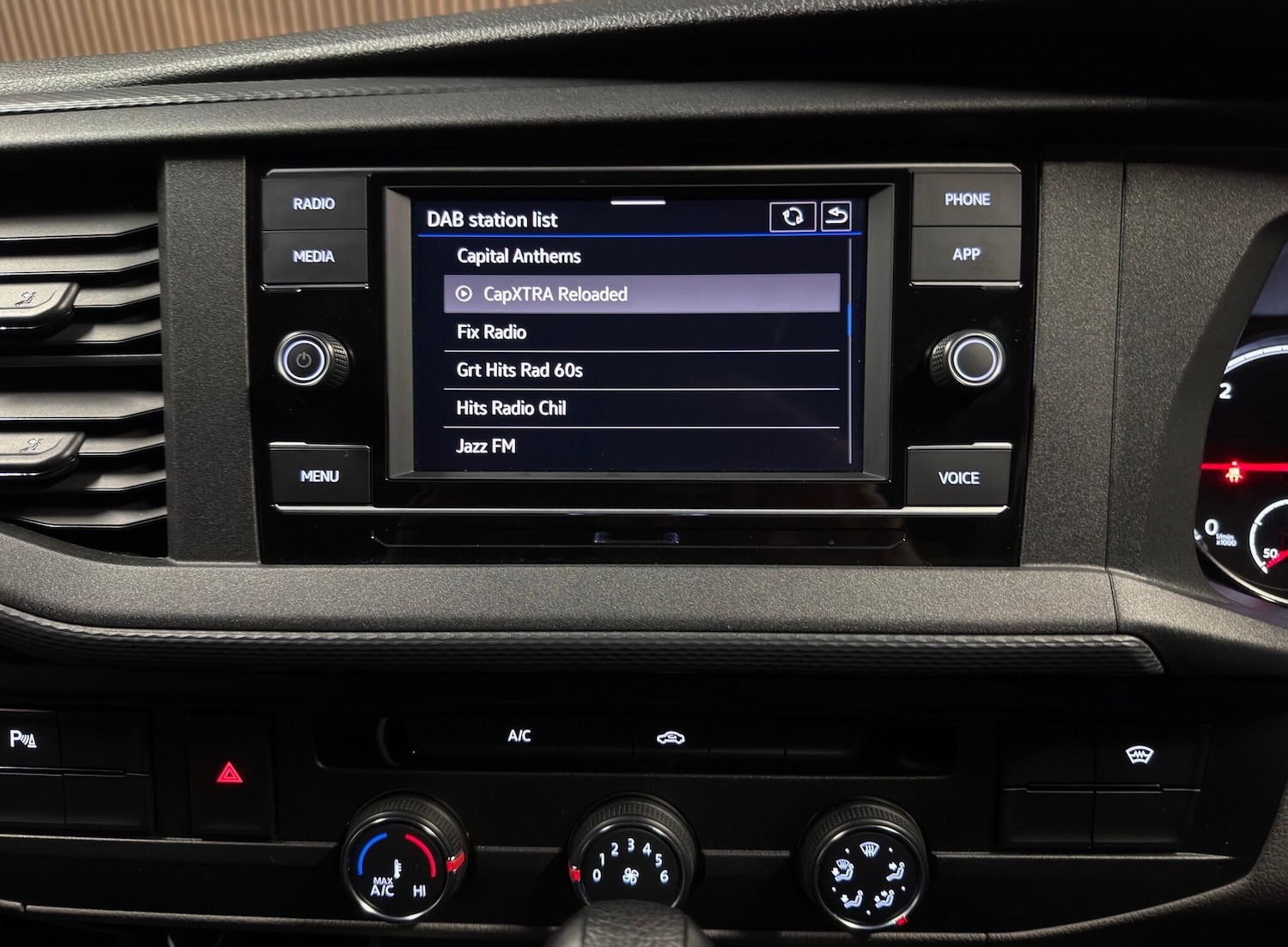 Used Volkswagen Transporter for sale - 76728904: Photo 55