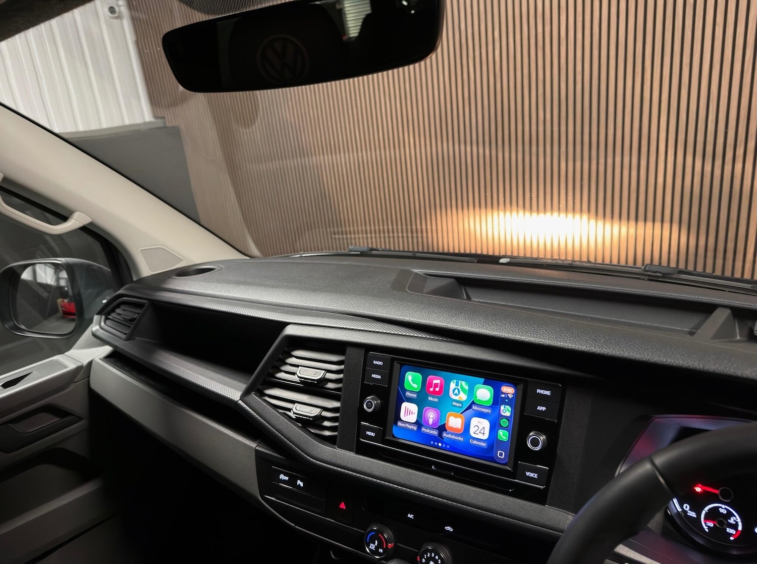 Used Volkswagen Transporter for sale - 76728904: Photo 64