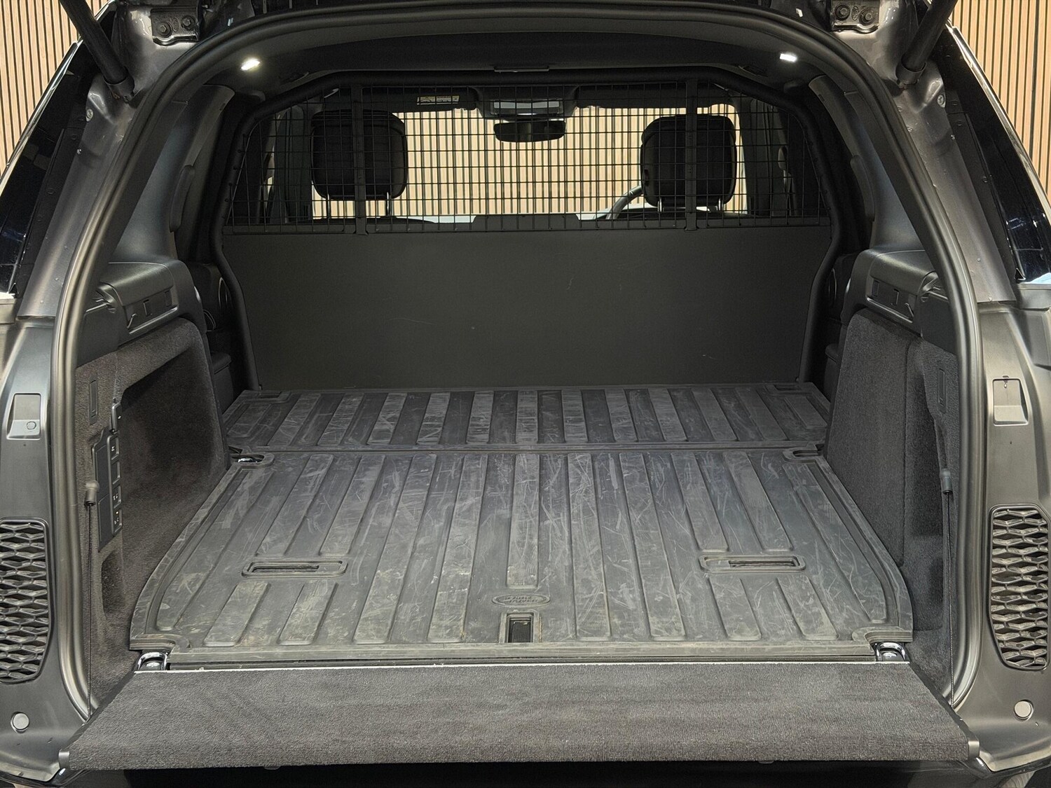 Used Land Rover Discovery for sale - 76800831: Photo 21