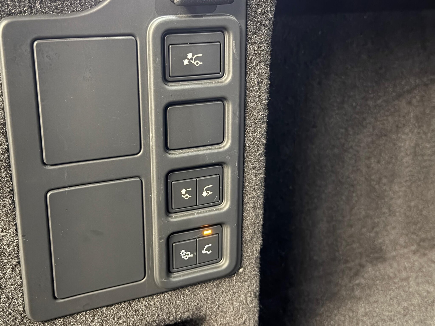 Used Land Rover Discovery for sale - 76800831: Photo 24