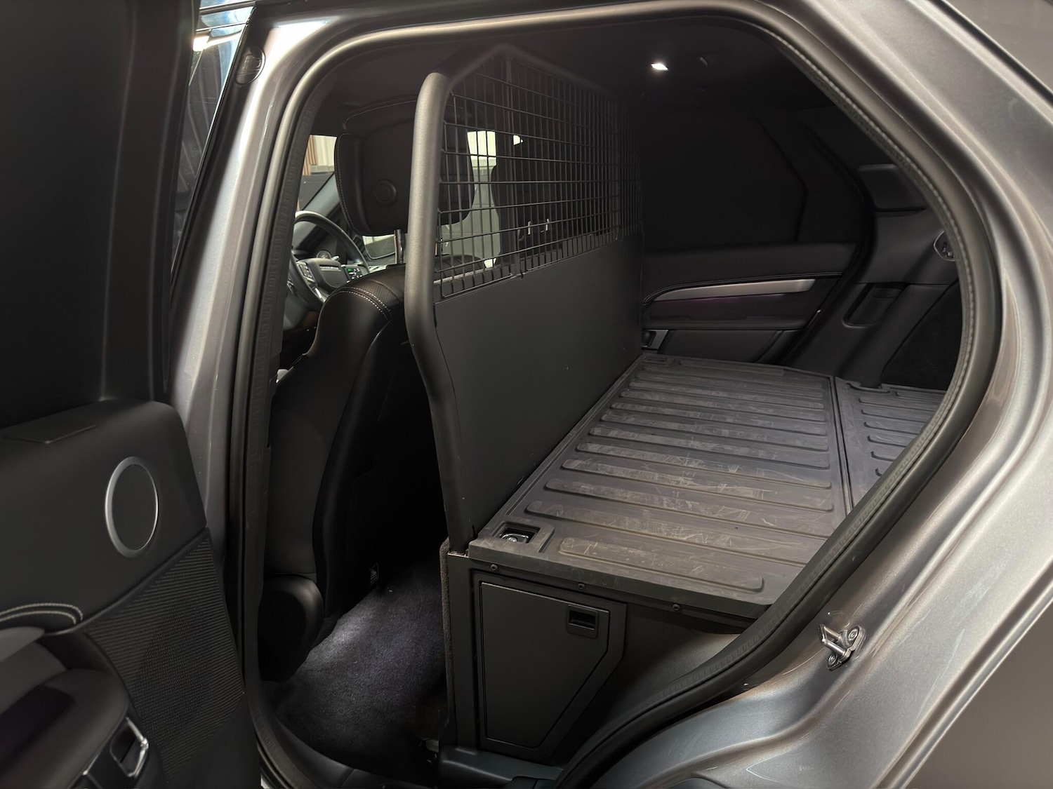 Used Land Rover Discovery for sale - 76800831: Photo 32