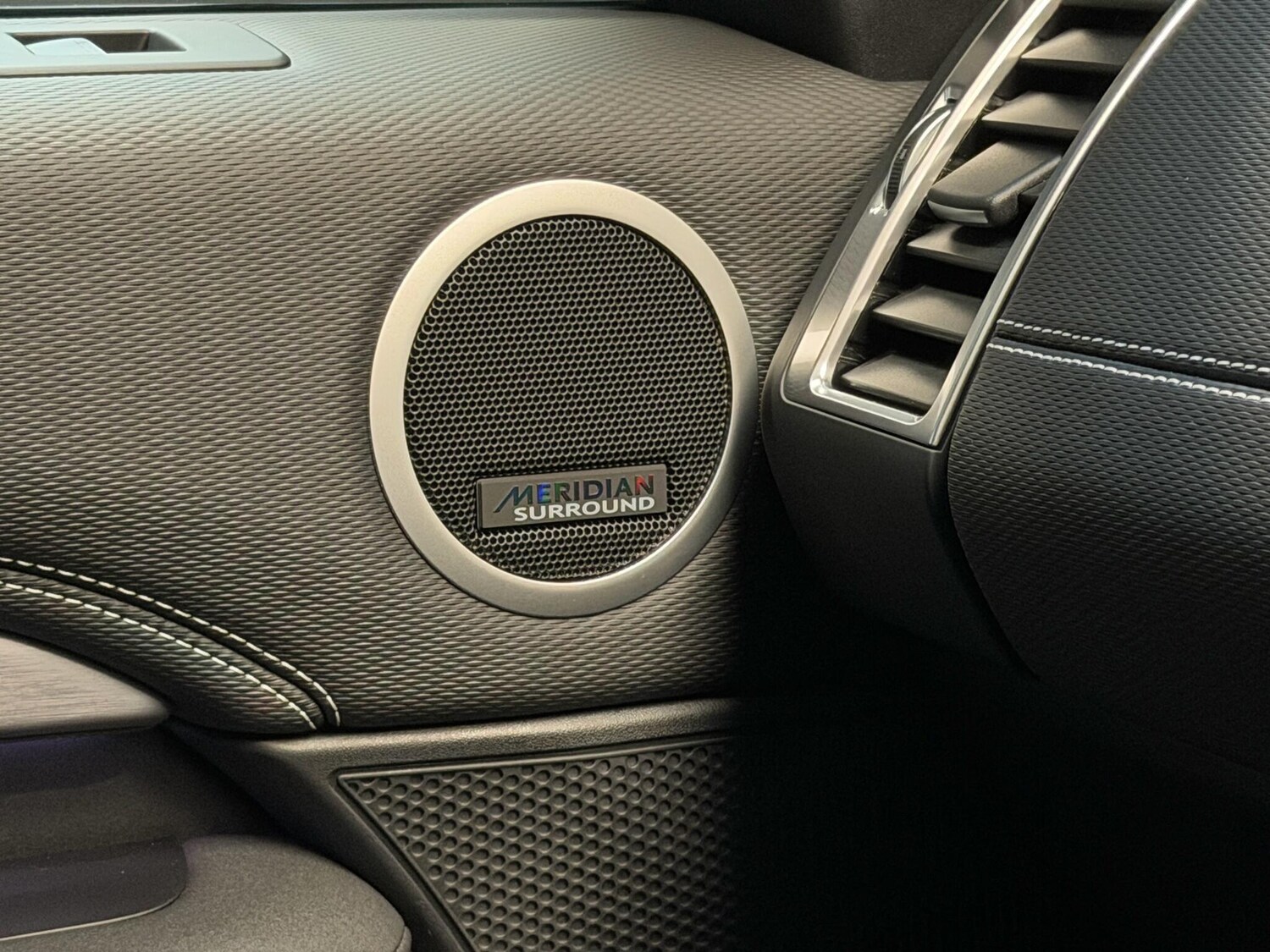 Used Land Rover Discovery for sale - 76800831: Photo 42