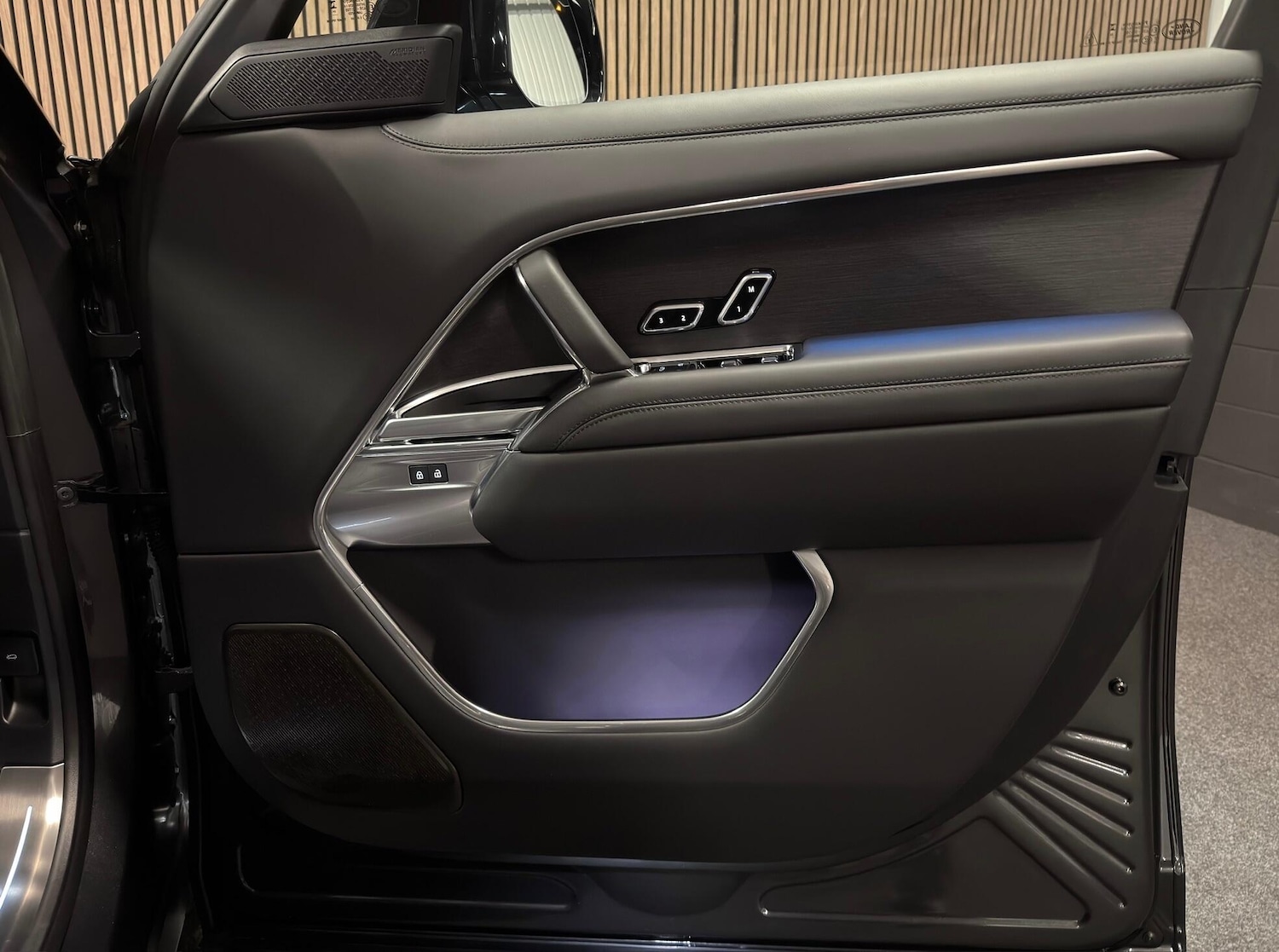 Used Land Rover Range Rover 2025 for sale - 77305839: Photo 24