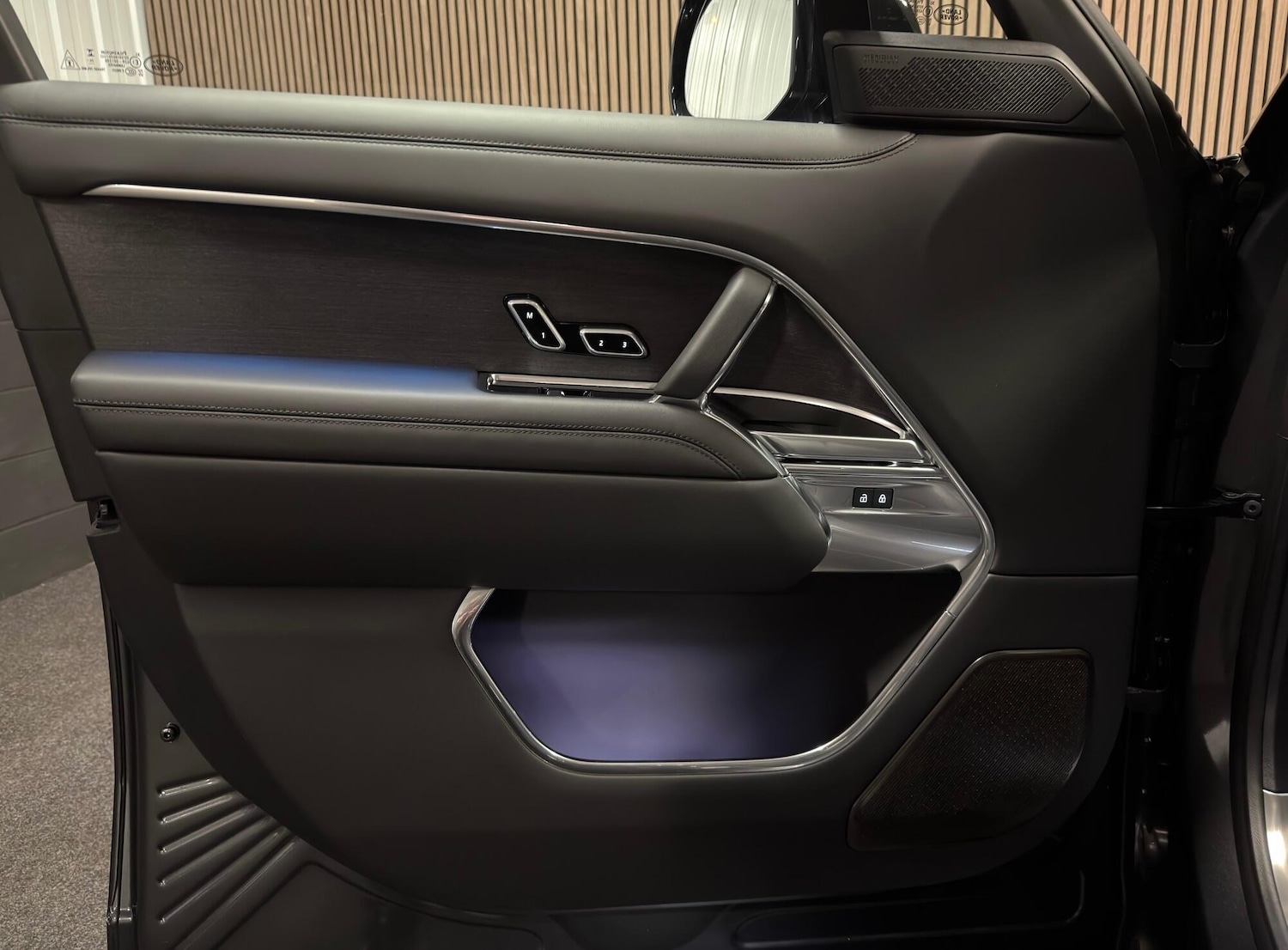 Used Land Rover Range Rover 2025 for sale - 77305839: Photo 26