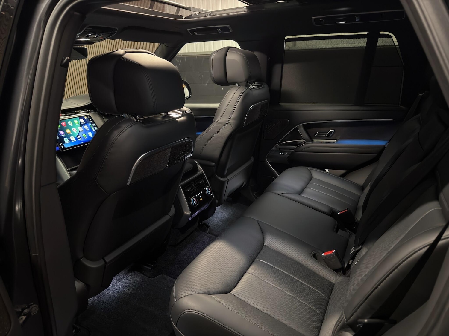 Used Land Rover Range Rover 2025 for sale - 77305839: Photo 31