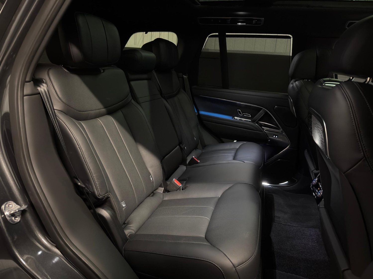 Used Land Rover Range Rover 2025 for sale - 77305839: Photo 33