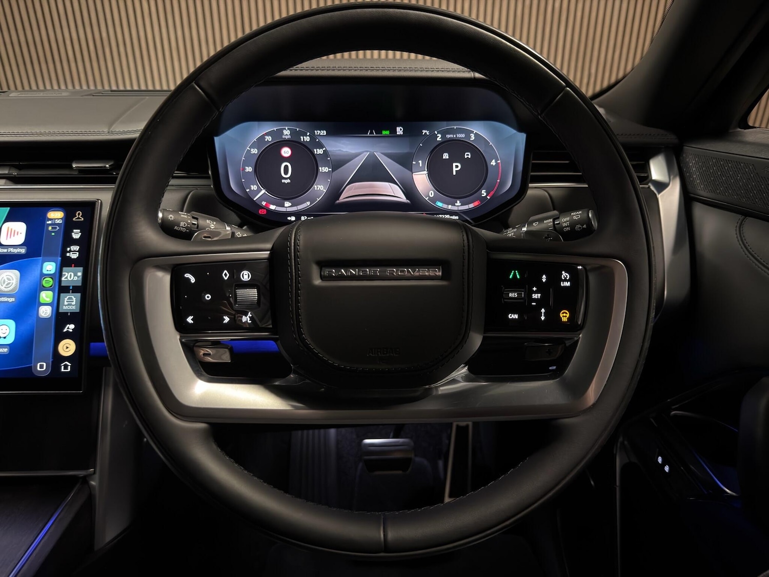 Used Land Rover Range Rover 2025 for sale - 77305839: Photo 4