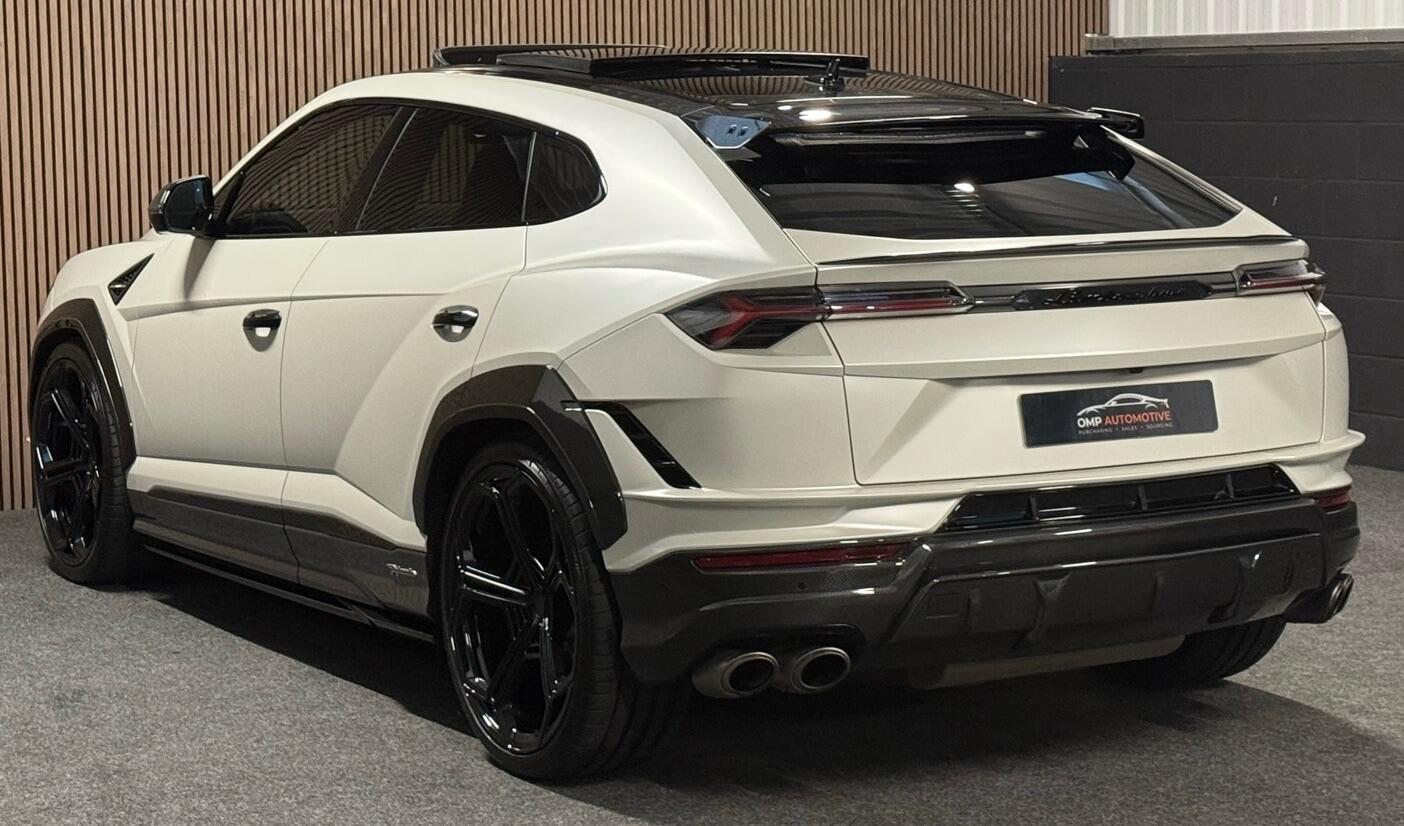 Used Lamborghini Urus 2023 for sale - 77387128: Photo 2