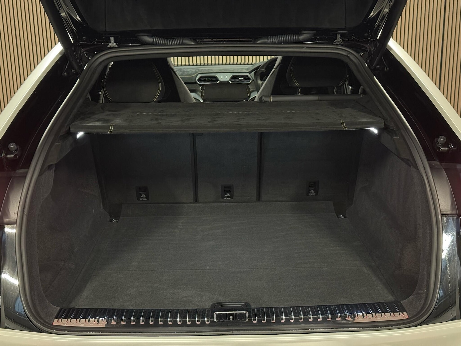 Used Lamborghini Urus 2023 for sale - 77387128: Photo 22