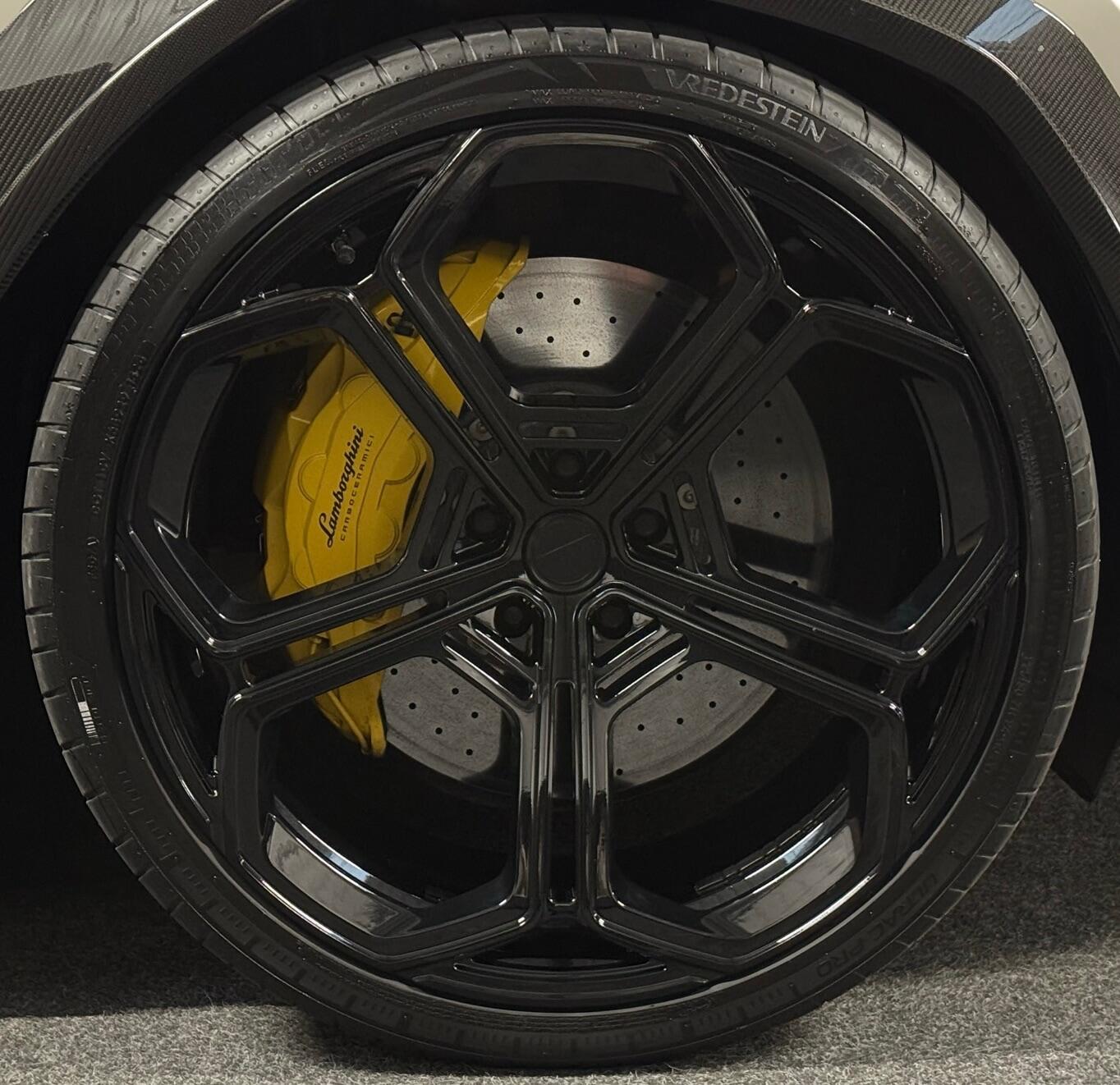 Used Lamborghini Urus 2023 for sale - 77387128: Photo 23