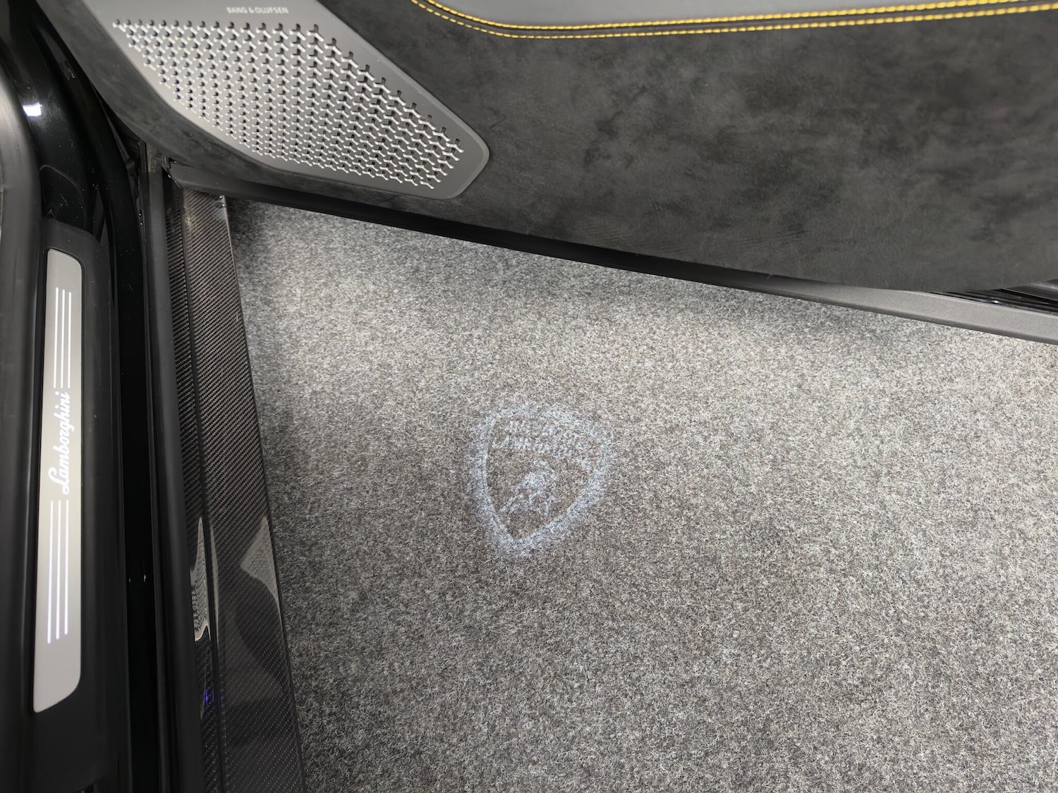 Used Lamborghini Urus 2023 for sale - 77387128: Photo 29